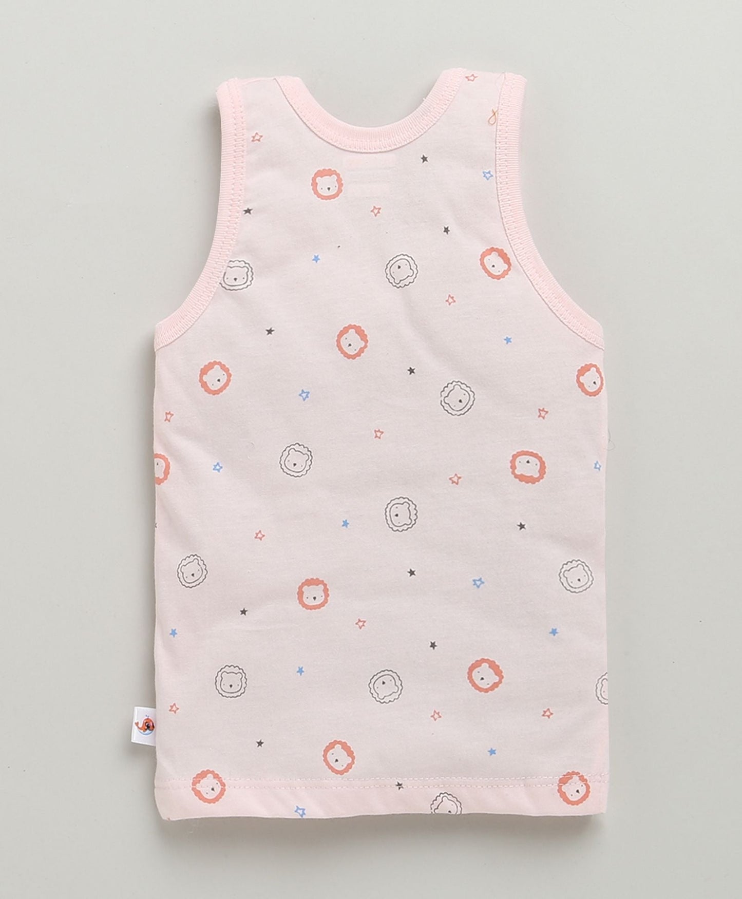 Slip into softness with Bumzee’s colorful vests trio—perfect for smart outdoor essentials!