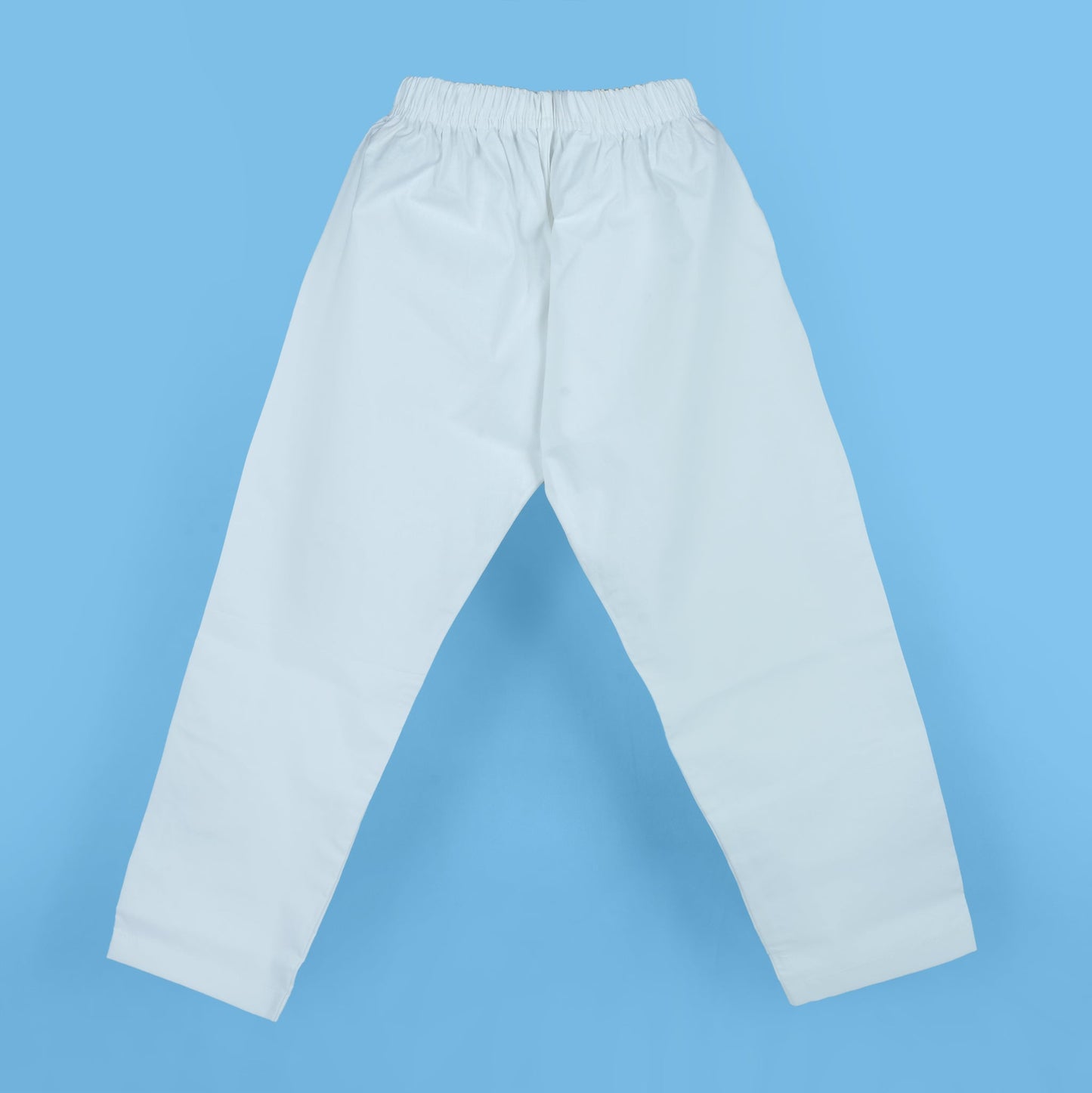 Crisp & Comfy: Motto White Full Sleeve Kurta Pajama Set for Every Festival