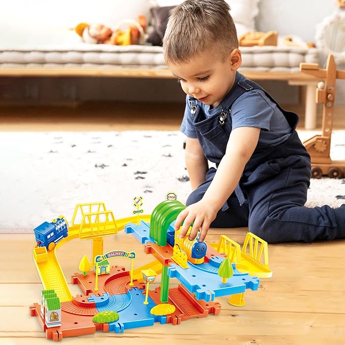 Webby Classic Toy Train Set Train Set and DIY Railway Tracks