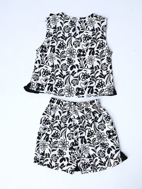 Twirl & Play: Black Set by Bella Moda