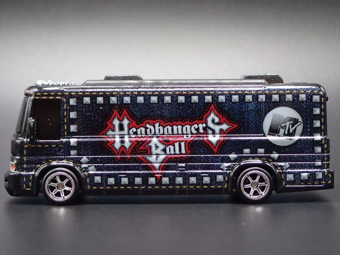 Hot Wheels Premium pop Culture HW Tour Bus MTV Headbangers Ball Die-Cast vehicle