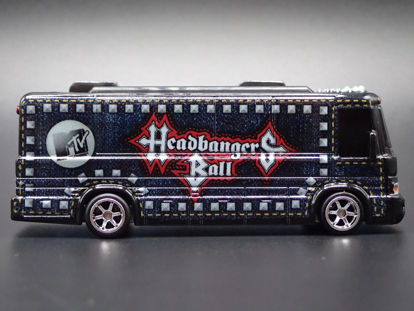 Hot Wheels Premium pop Culture HW Tour Bus MTV Headbangers Ball Die-Cast vehicle