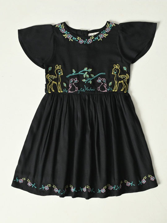 Smart & Sweet: Short-Sleeve Back Button Frock for Every Occasion