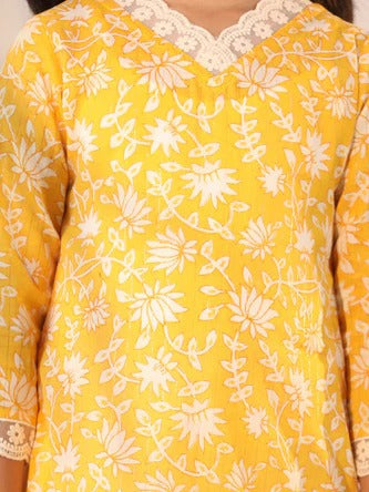 Sunshine Style: Orange Kurti with Leggings