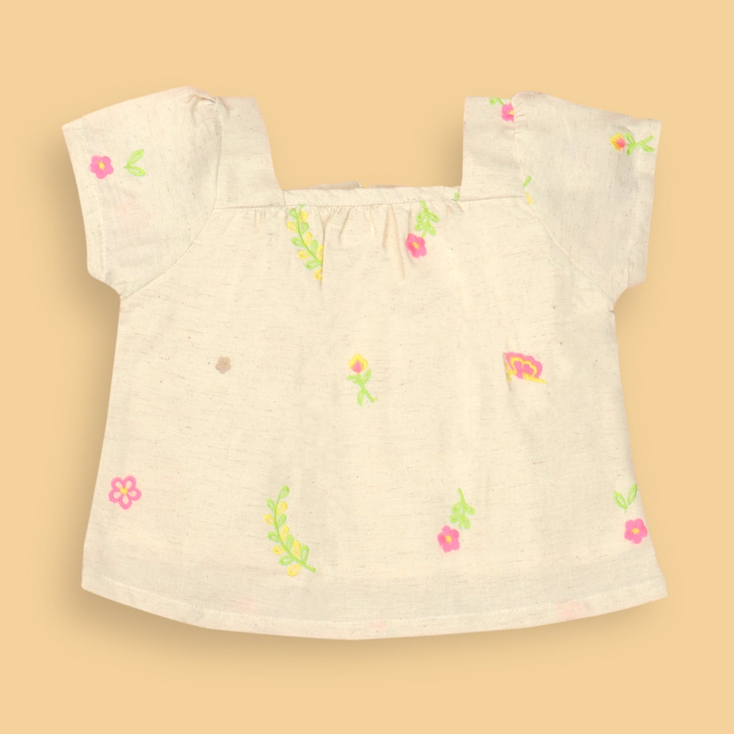 DW Cute Girls' Offwhite Cotton Party Set – Comfort+ Cap Sleeve Top with All-Over Small Flower Print & Square Neck, Back Zipper + Knee-Length Elasticated Shorts