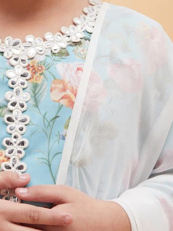 Celebration Star – Vastramay Aqua Blue Kurta Set