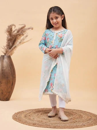 Celebration Star – Vastramay Aqua Blue Kurta Set