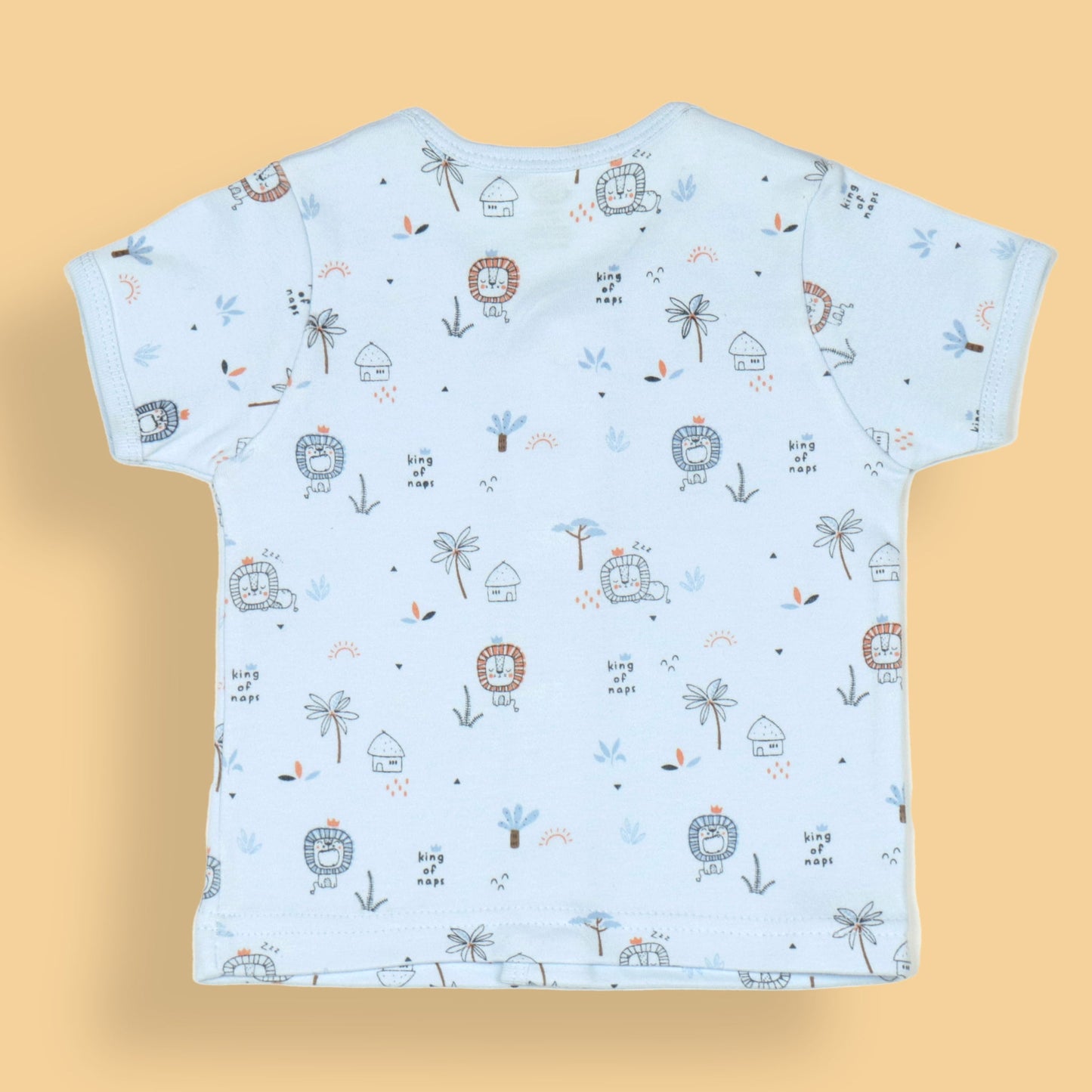 Zero's cozy Jhabla: soft cotton vests in playful prints for rainy and chilly days!