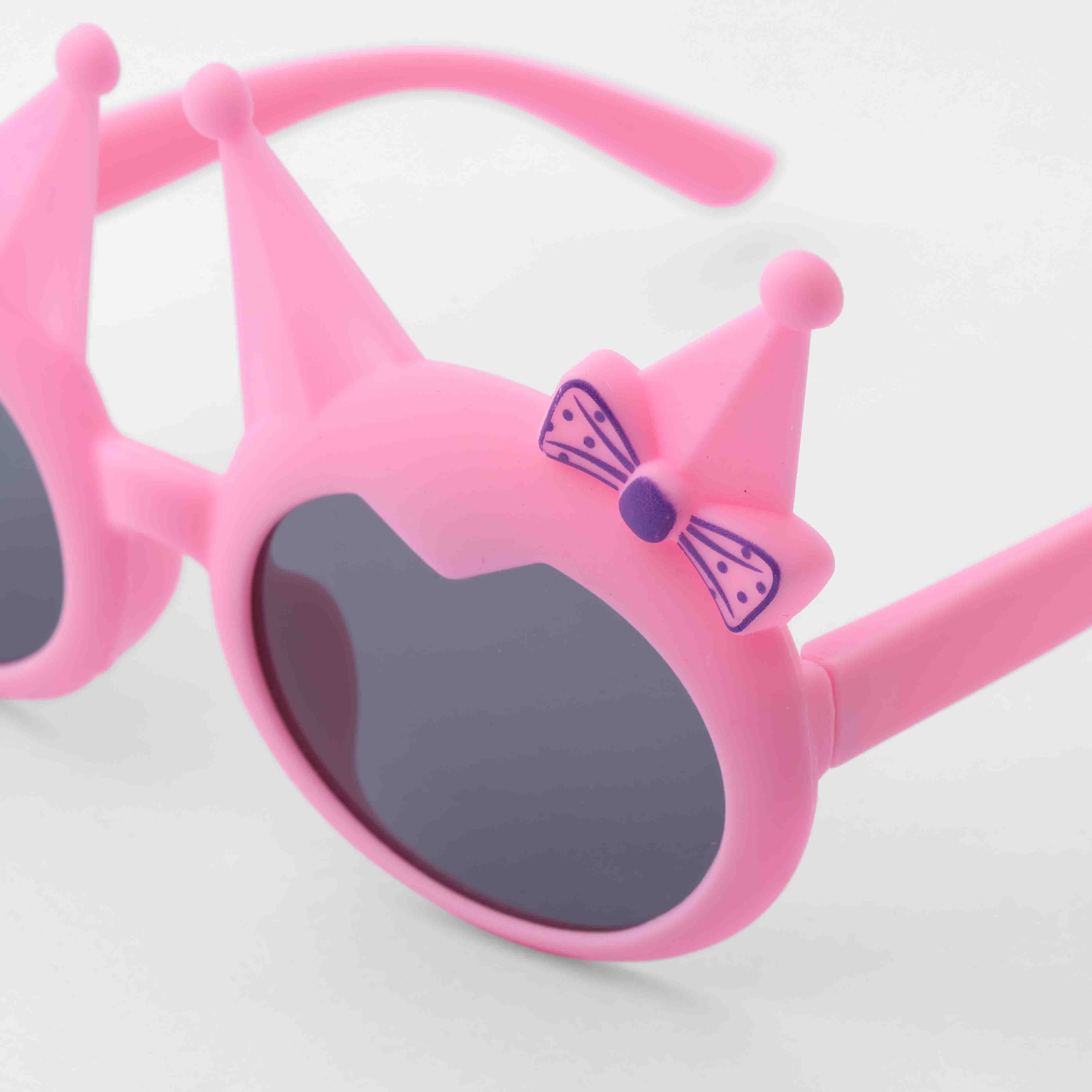 Tinted Tales Unisex PinkPlastic Sunglasses for Casual & Party Wear
