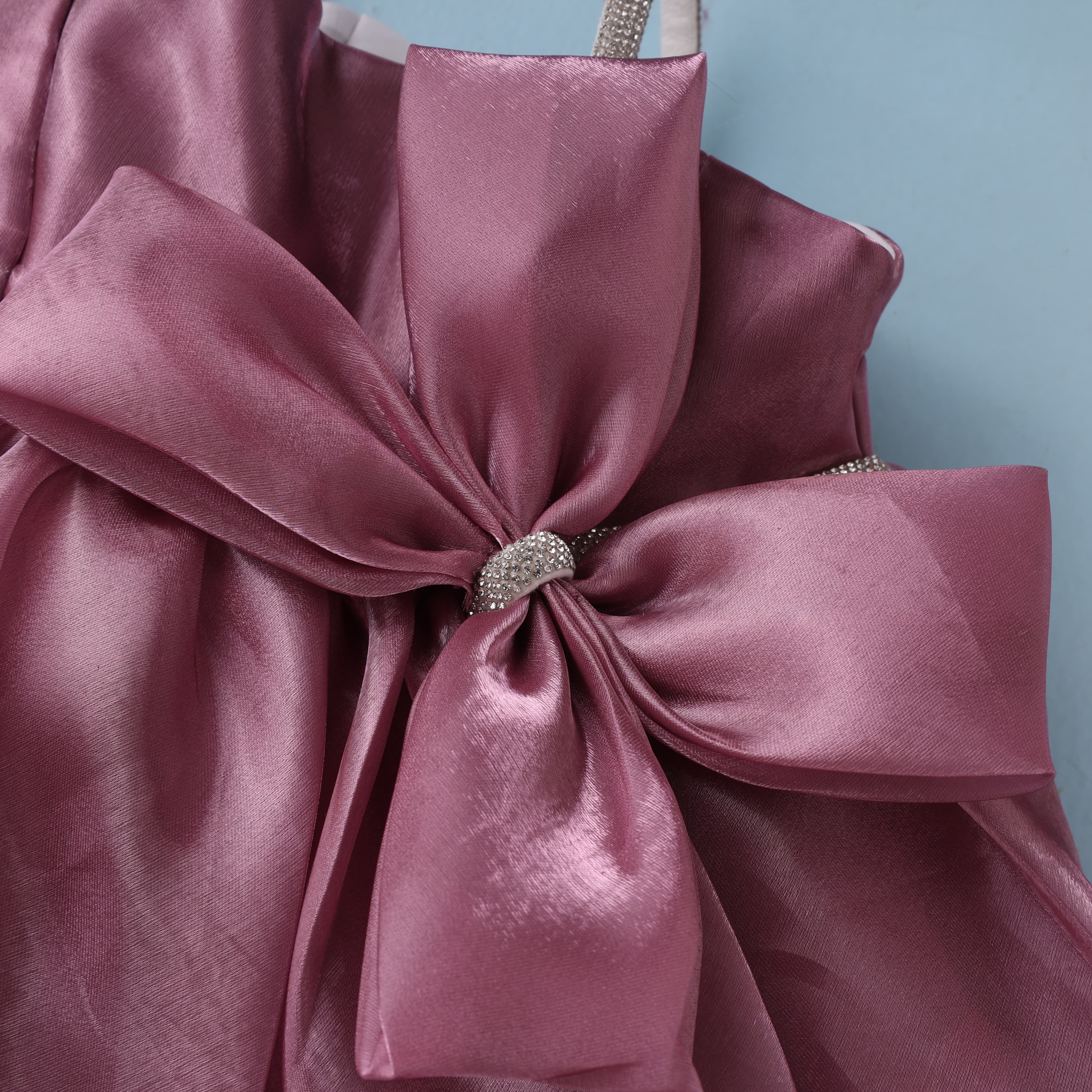 Kyub Pink Chiffon Party Dress for Girls with Singlet Sleeves and Back Zipper