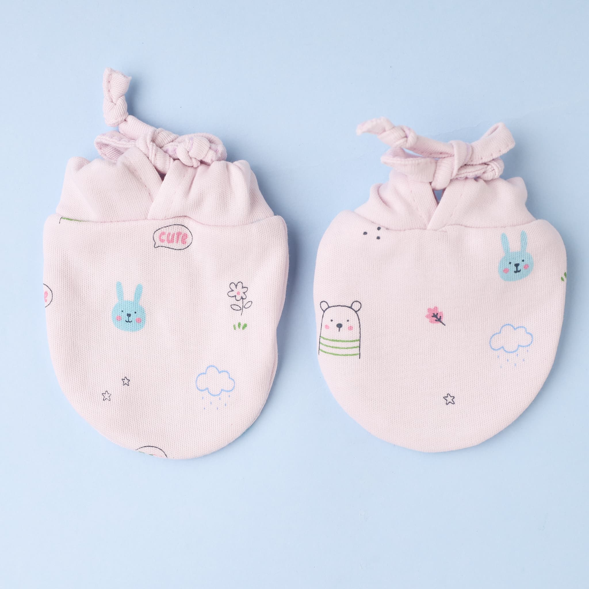 Simply Unisex Lavender Booties, Mittens & Hat Set | All Over Print | Casual, Travel & Outdoor Wear | Machine Wash