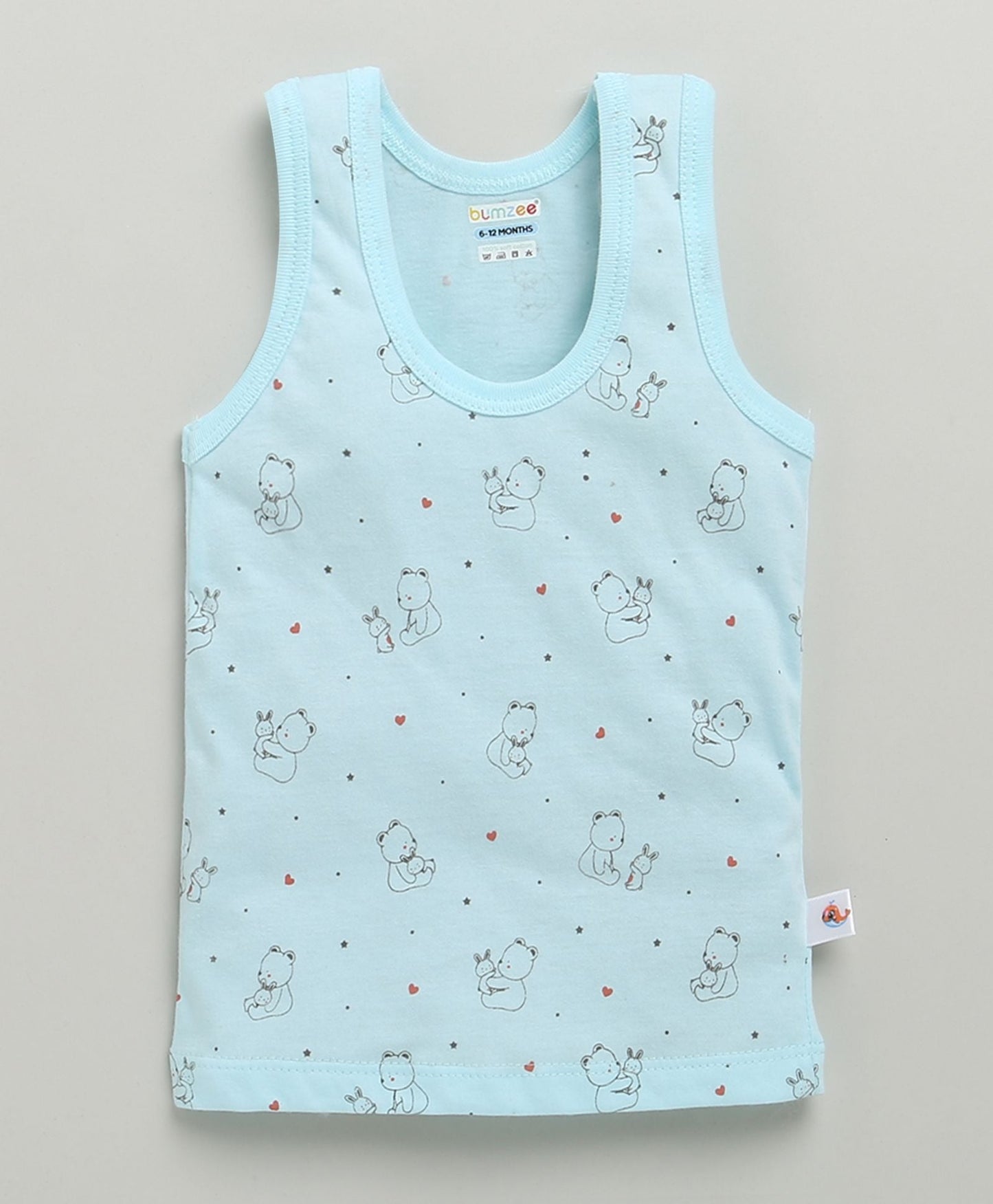 Slip into softness with Bumzee’s colorful vests trio—perfect for smart outdoor essentials!