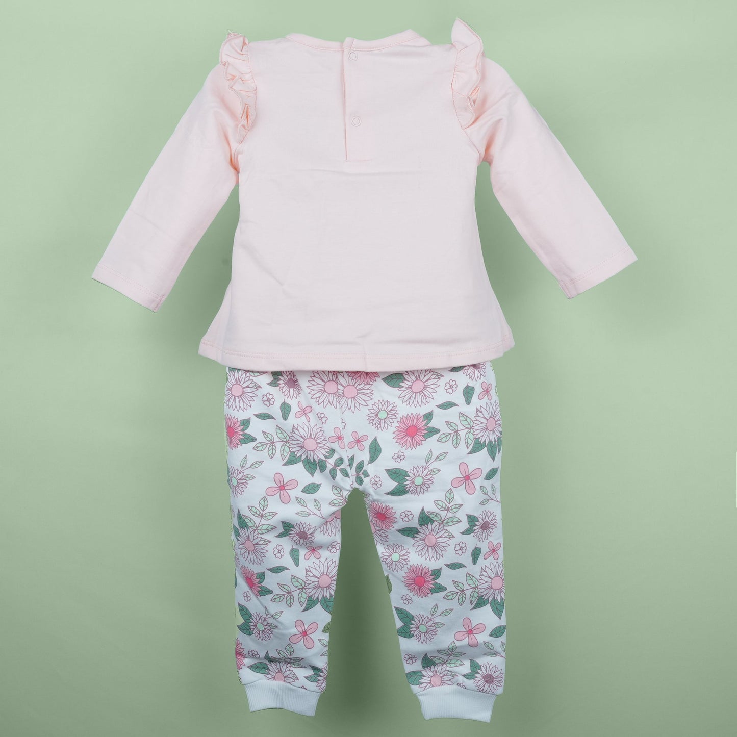 Style & Comfort – Girls’ Pink Jogger Fit Ensemble