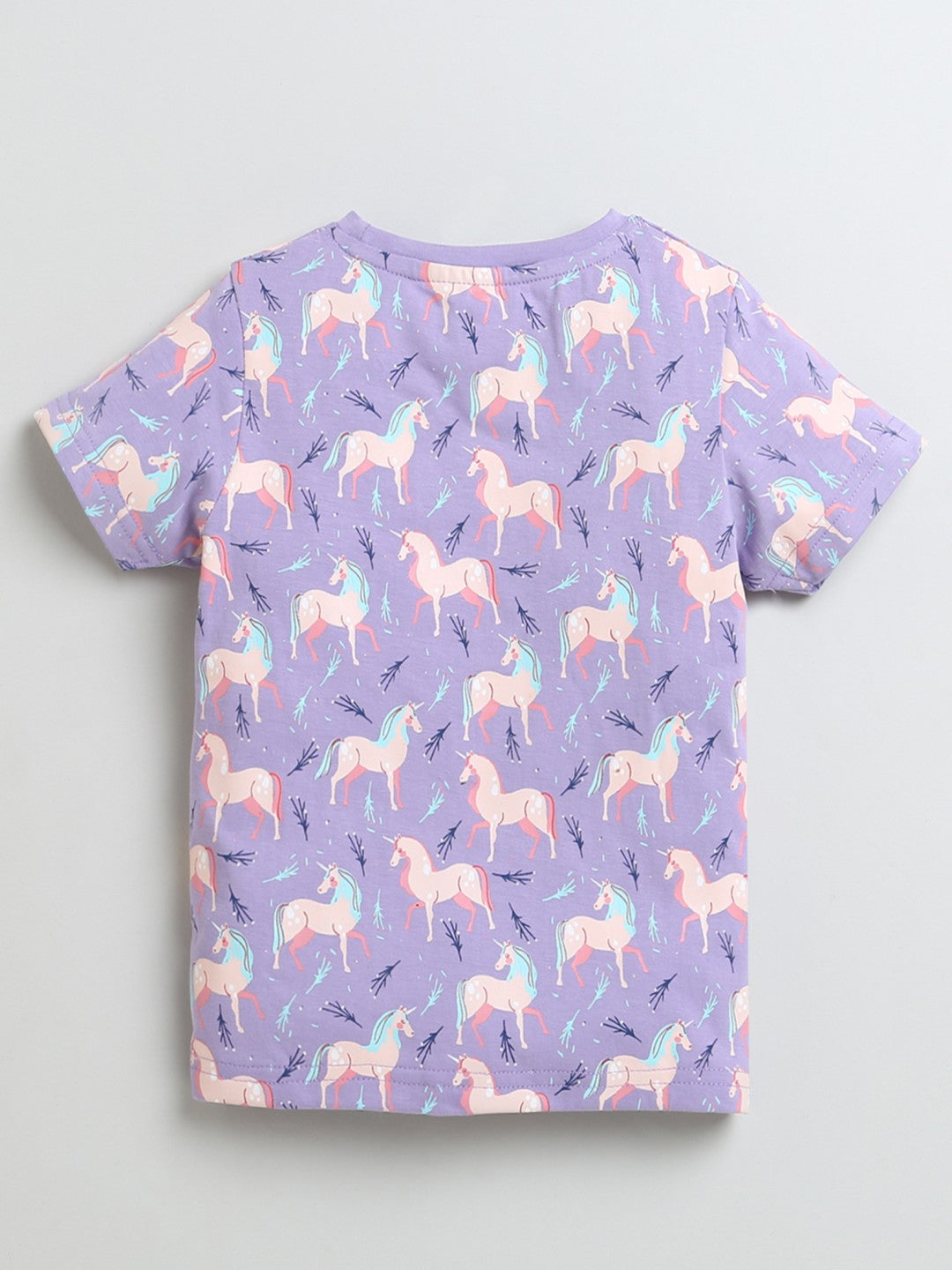Stay comfy and cute all year with Bumzee’s girls’ T-shirt duo in white and purple prints!