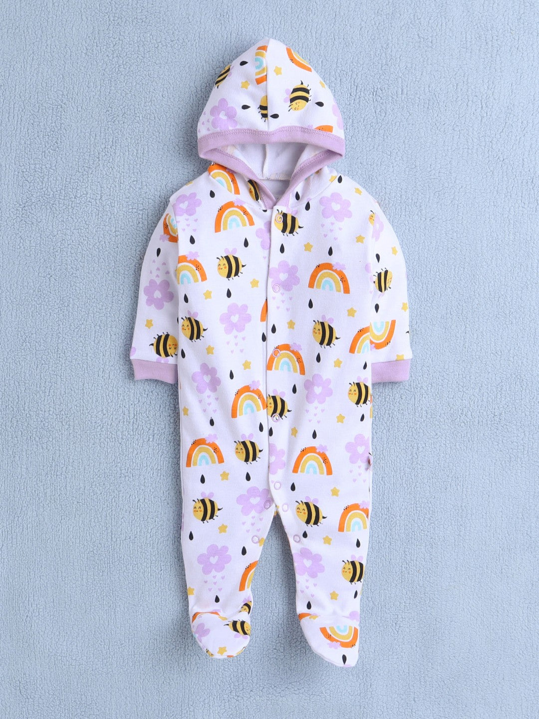 Bumzee’s 2-pack cotton bodysuits: full sleeves, hooded fun, and “BEE COOL” charm to wear!