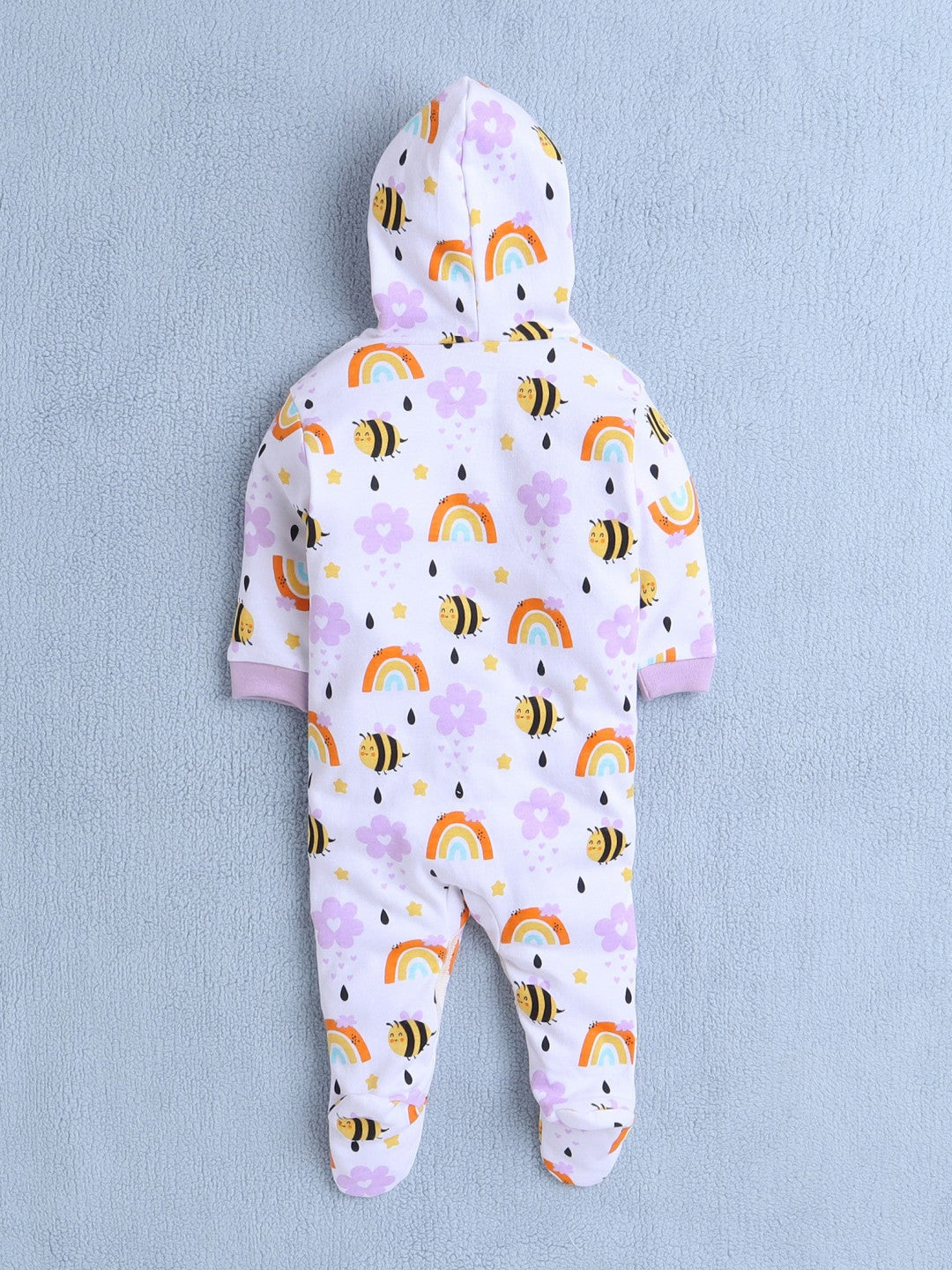 Bumzee’s 2-pack cotton bodysuits: full sleeves, hooded fun, and “BEE COOL” charm to wear!