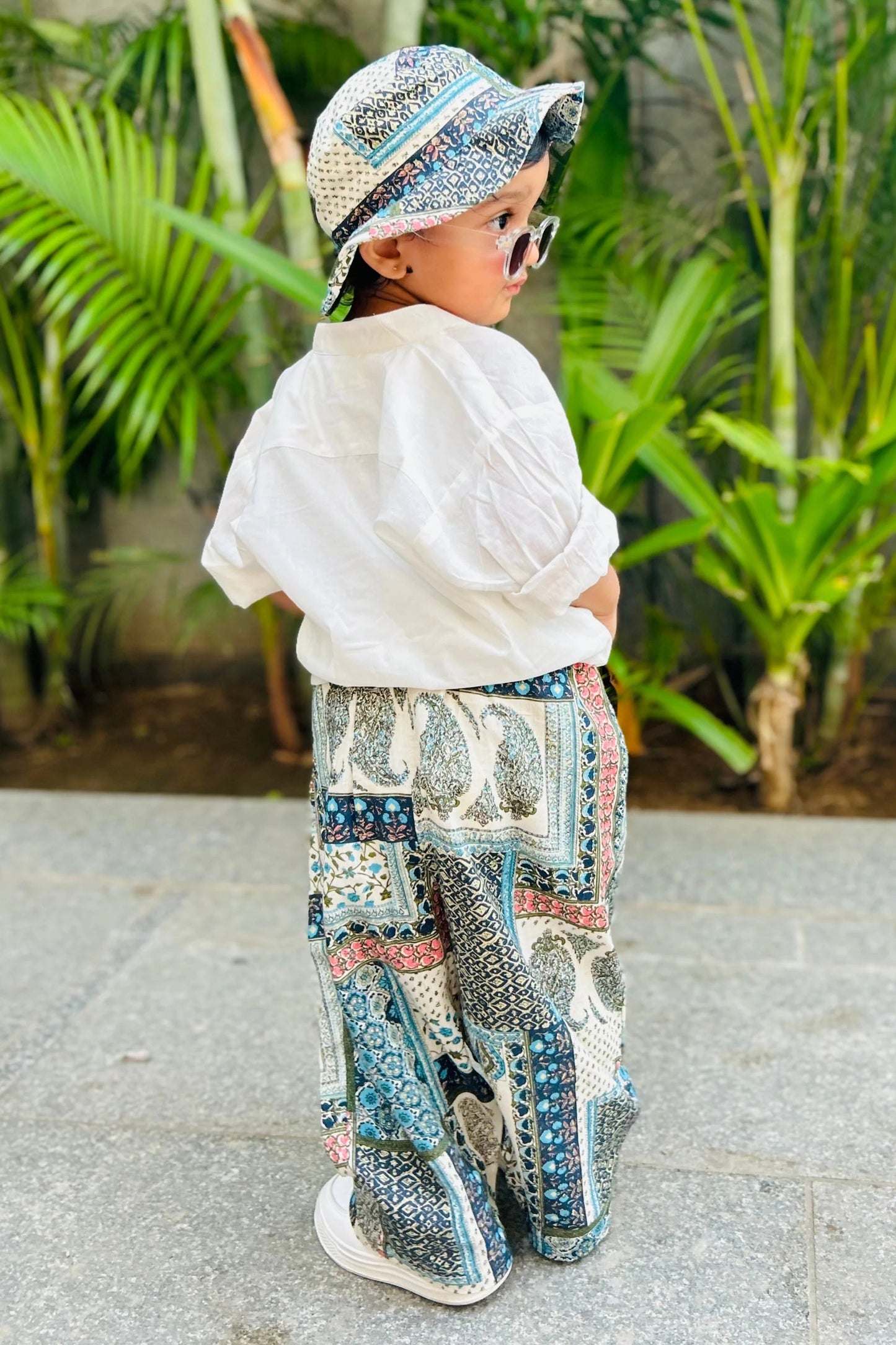 Crisp & Cool: Peekaaboo Boys’ White Shirt with Comfort Fit Pants and Hat