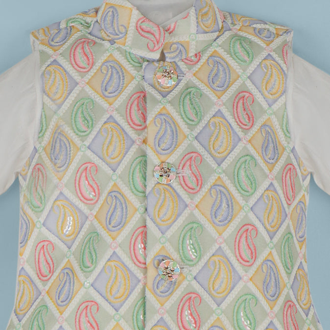 Mini Showstopper – Kurta, Pyjama & Jacket by Aagam