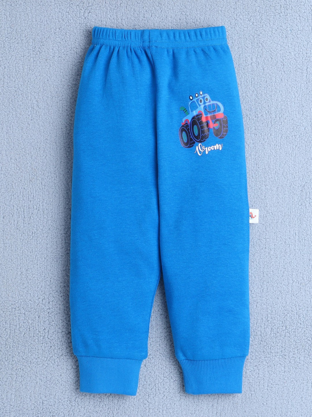 Stay cozy all year with Bumzee’s 4-pack pajamas—yellow, blue, red & navy for every mood!