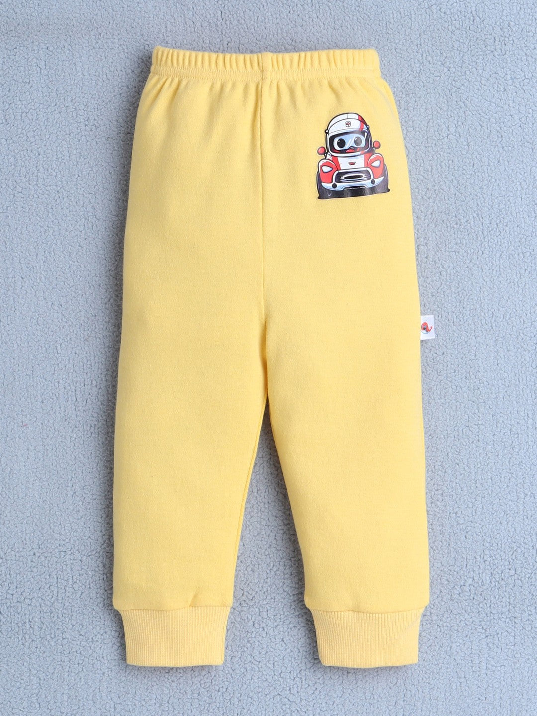 Stay cozy all year with Bumzee’s 4-pack pajamas—yellow, blue, red & navy for every mood!