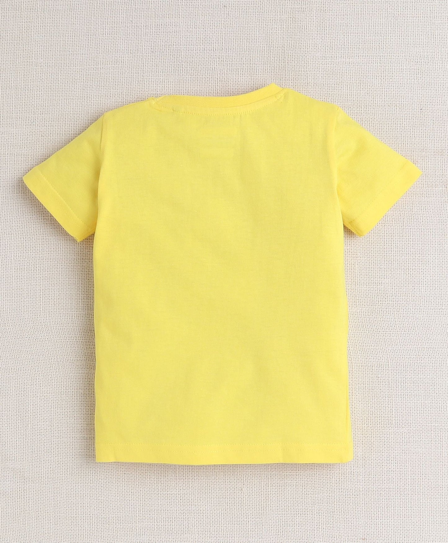 Bumzee’s cotton T-shirts duo: half sleeves, vibrant blues & yellows, and playful crab vibes!