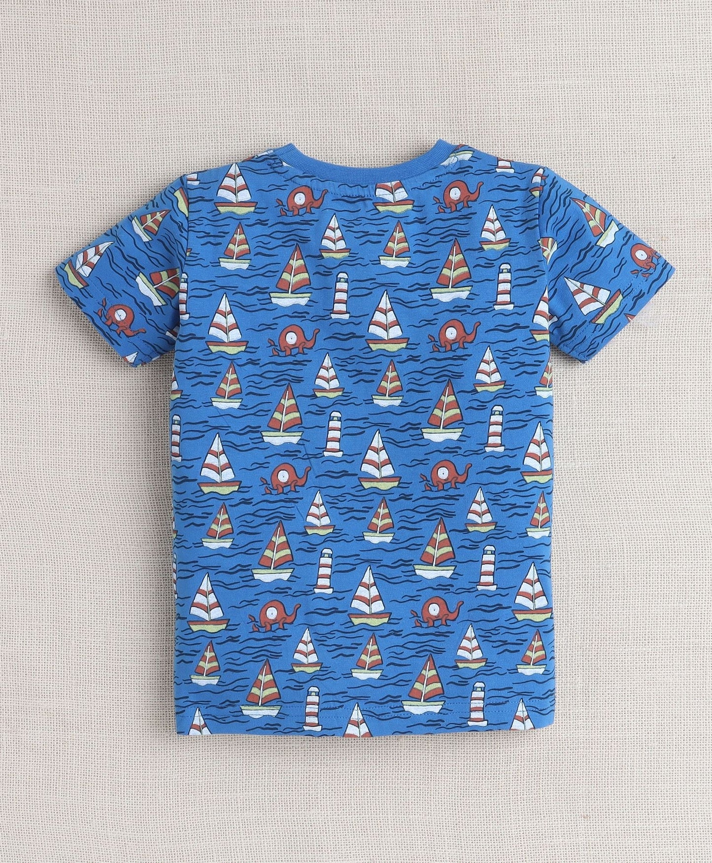 Bumzee’s cotton T-shirts duo: half sleeves, vibrant blues & yellows, and playful crab vibes!