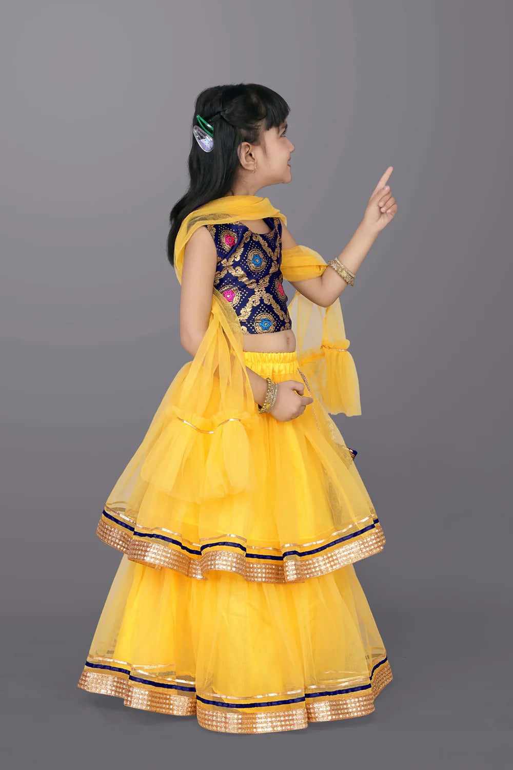 Satyam Fab Yellow Embroidered Lehenga Choli Set for Girls – Sleeveless Jacquard Top with Tulle Skirt & Dupatta
