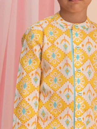 Festival Fun: VASTRAMAY Lightweight Yellow Kurta Pyjama Set for Stylish Kids