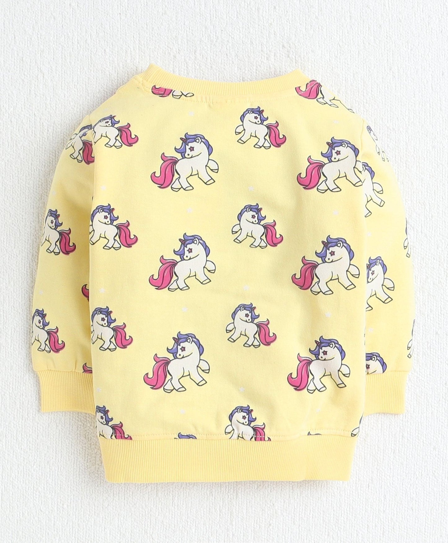 Bumzee’s cotton set: bright yellow, easy slip-on fit, and joggers made for movement!
