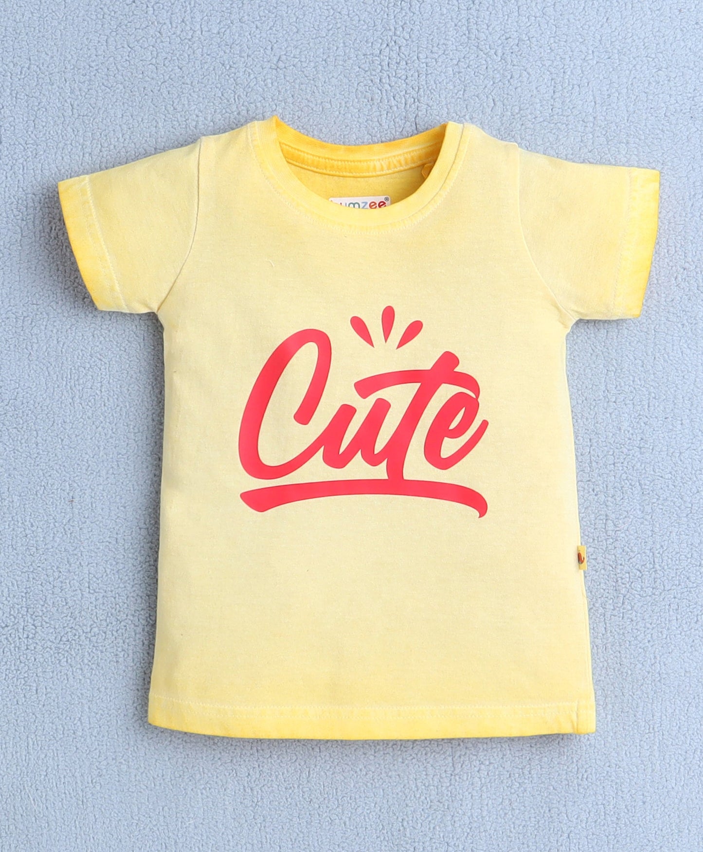 Cute' Yellow T-Shirt & Shorts Set