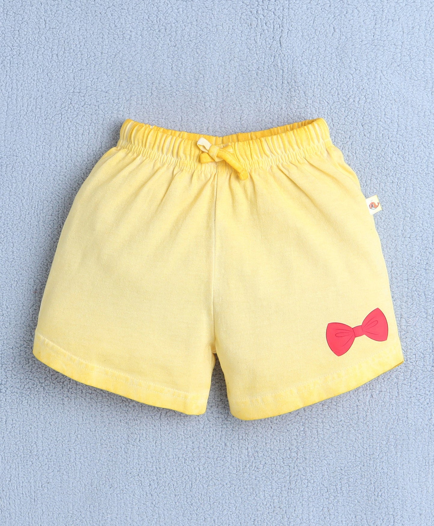 Cute' Yellow T-Shirt & Shorts Set