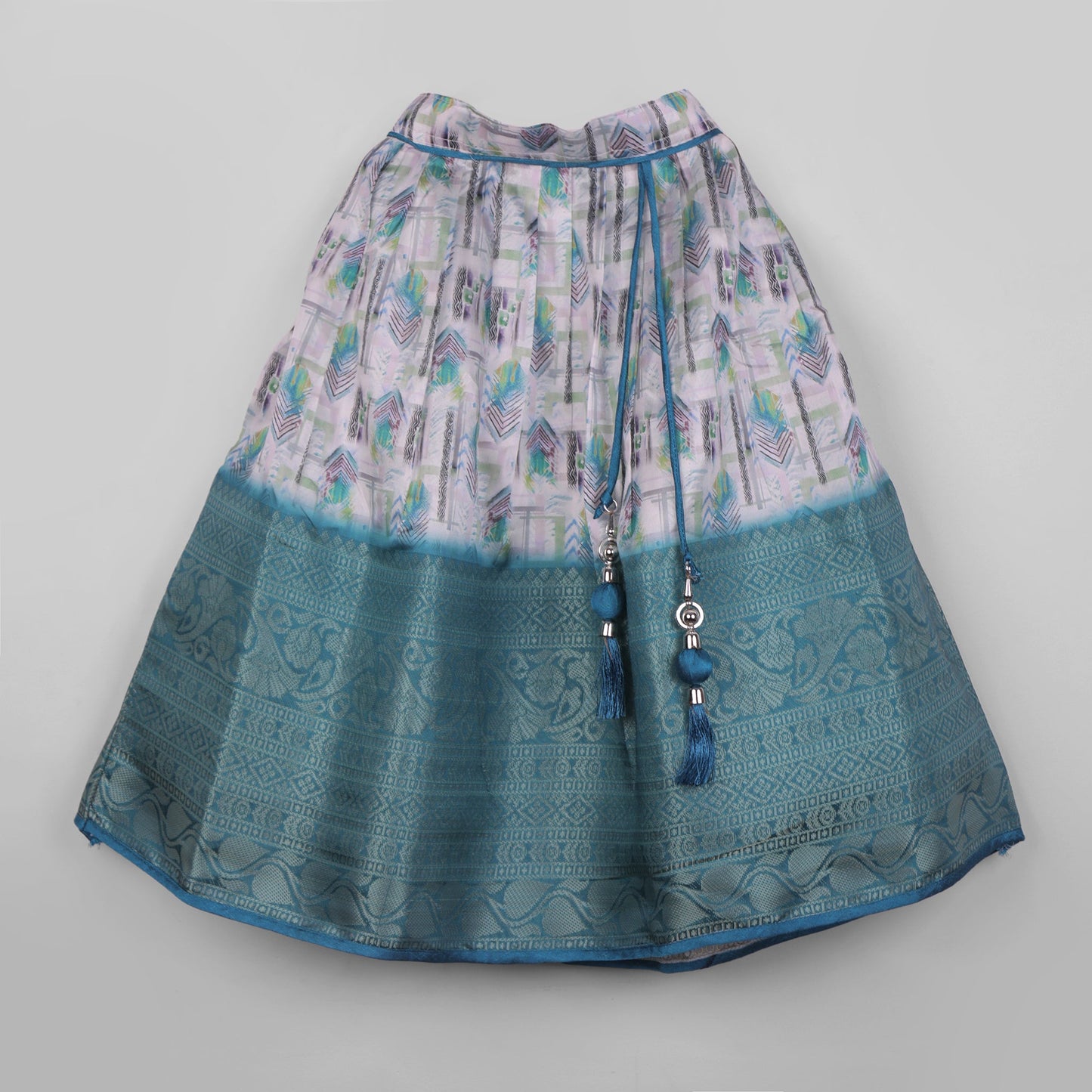 Little by Little’s party lehenga: sleeveless choli, flared skirt, and sparkling dupatta charm!