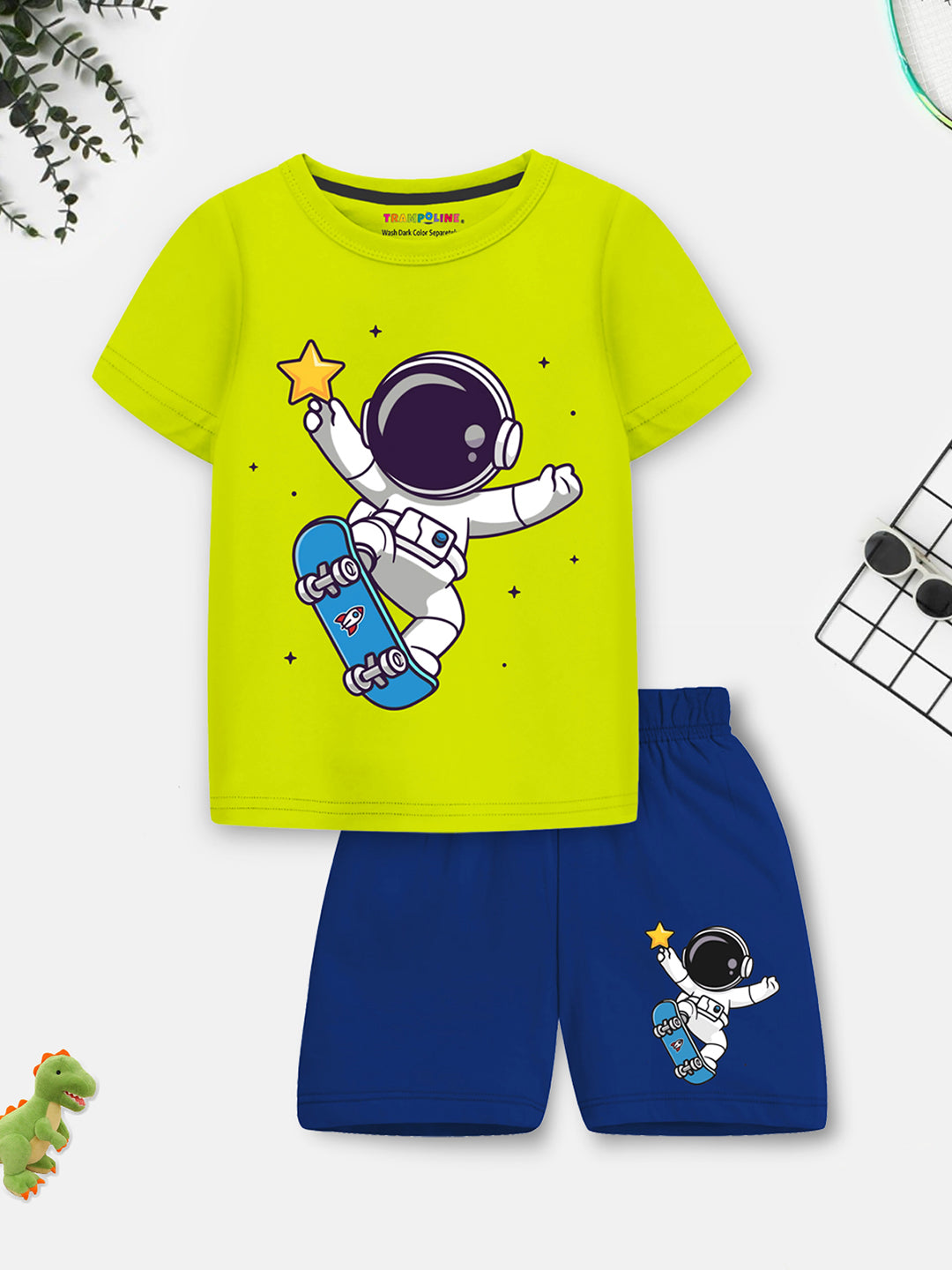 Giant Roar! 2-Pack Gigantosaurus T-Shirt & Shorts Adventure Set