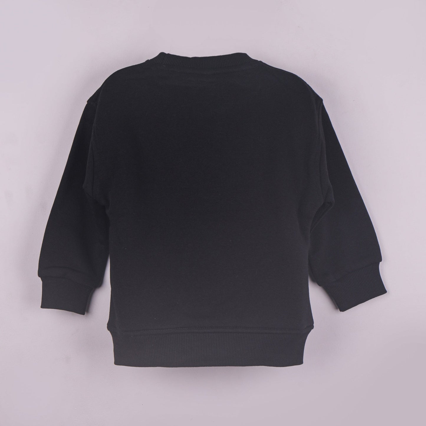 Chic & Snug – Boys’ Black Sweatshirt with Print