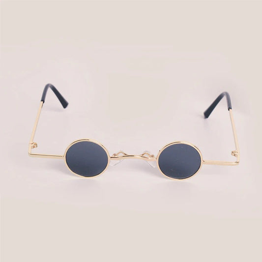 Mini Trendsetter: Lille Barn Black Dapper Sunnies with UV Shield