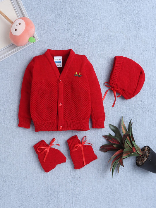 Bumzee’s unisex red sweater set: pure wool warmth with cap and socks for chilly days!