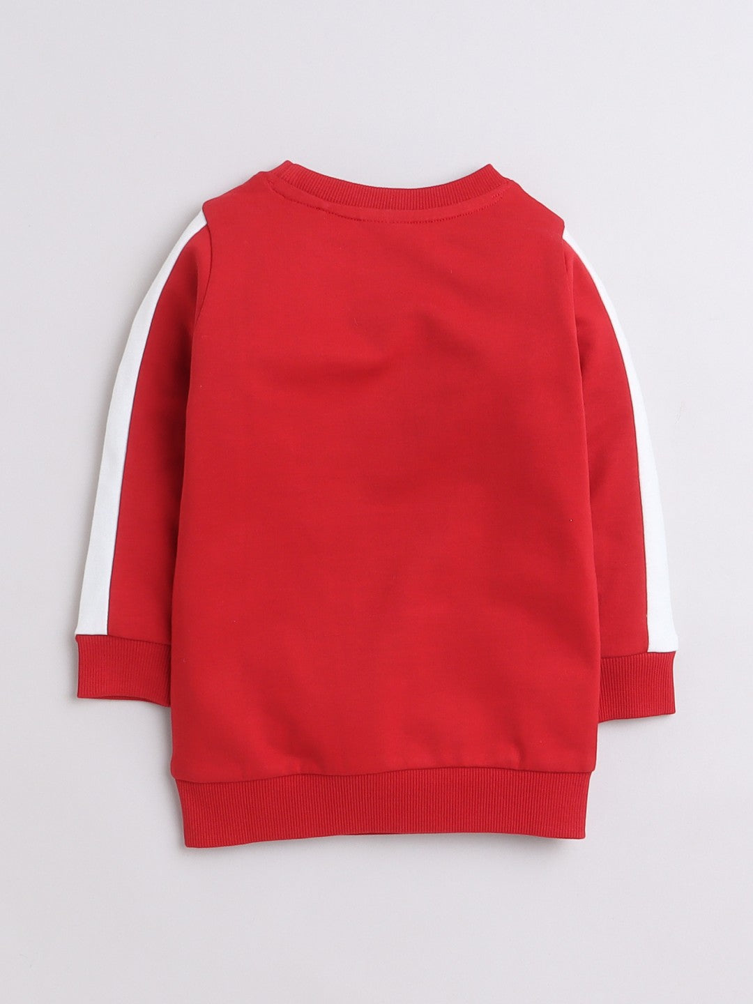 Slip into comfort and confidence with Bumzee’s “Mimi Boss” red sweatshirt for winter days!