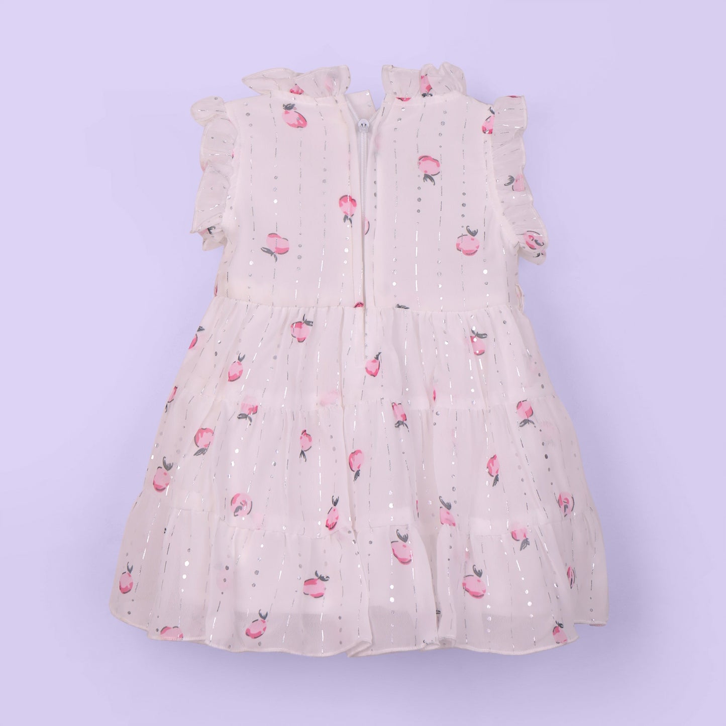 A Little Pari’s party frock: short sleeves, back zipper, and playful dark pink all-over prints!