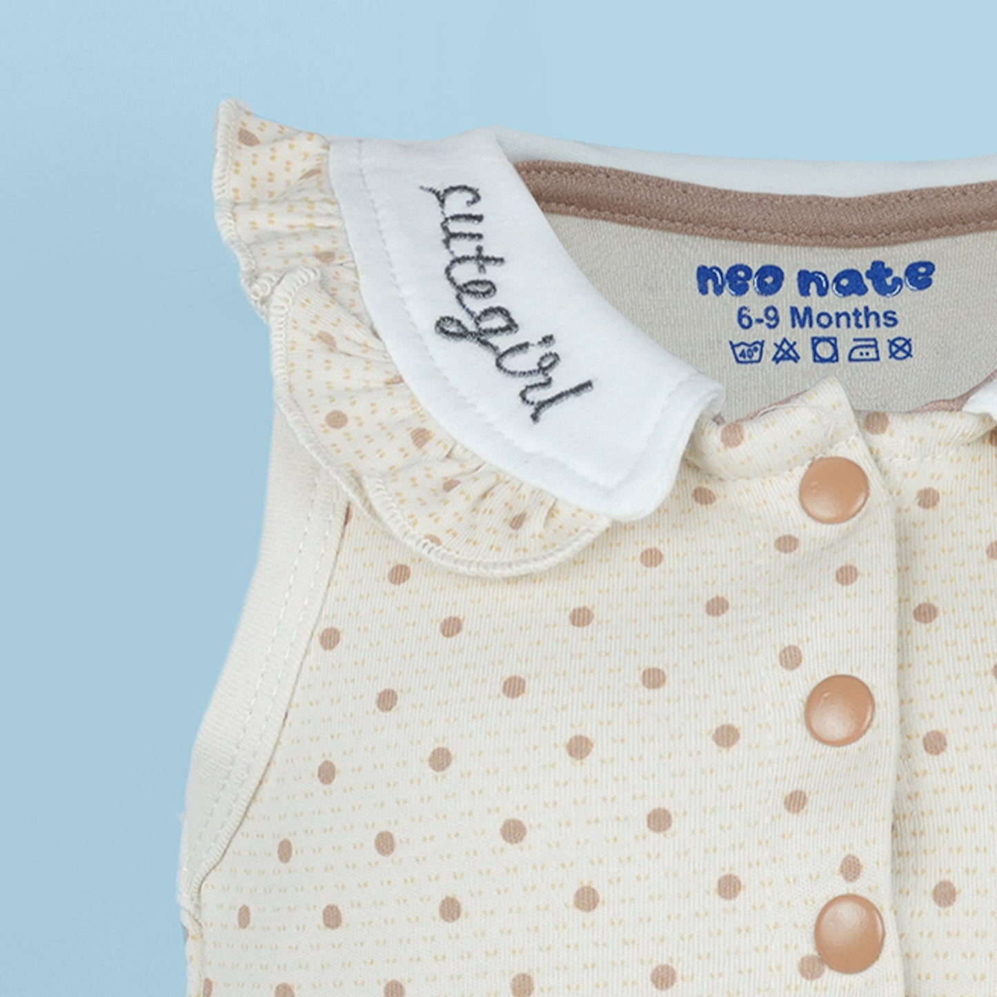 Sweet Summer Style: Sleeveless Beige All-Over Print Kurta Combo