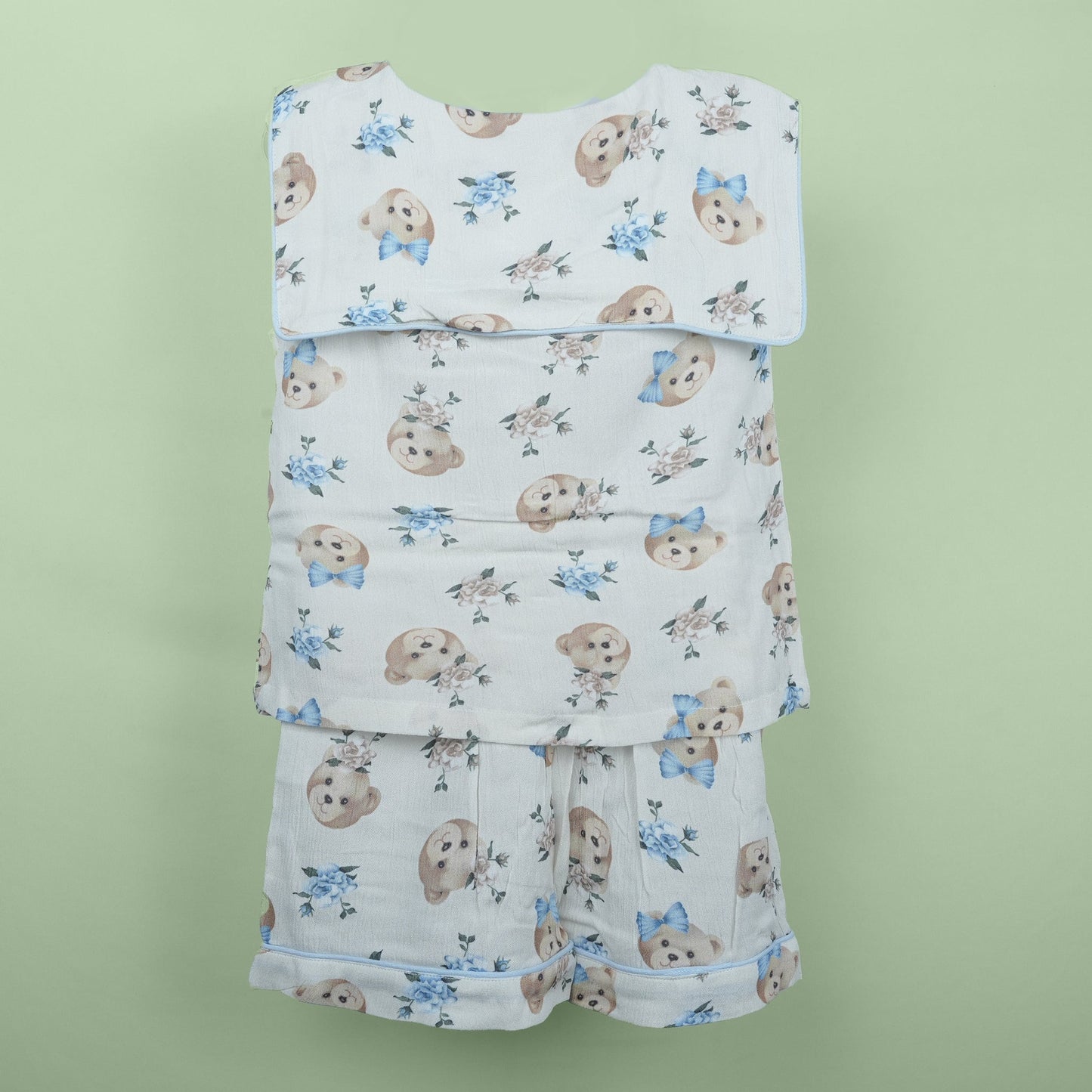 Chic & Sweet – Offwhite Printed Top with Shorts & Hairband