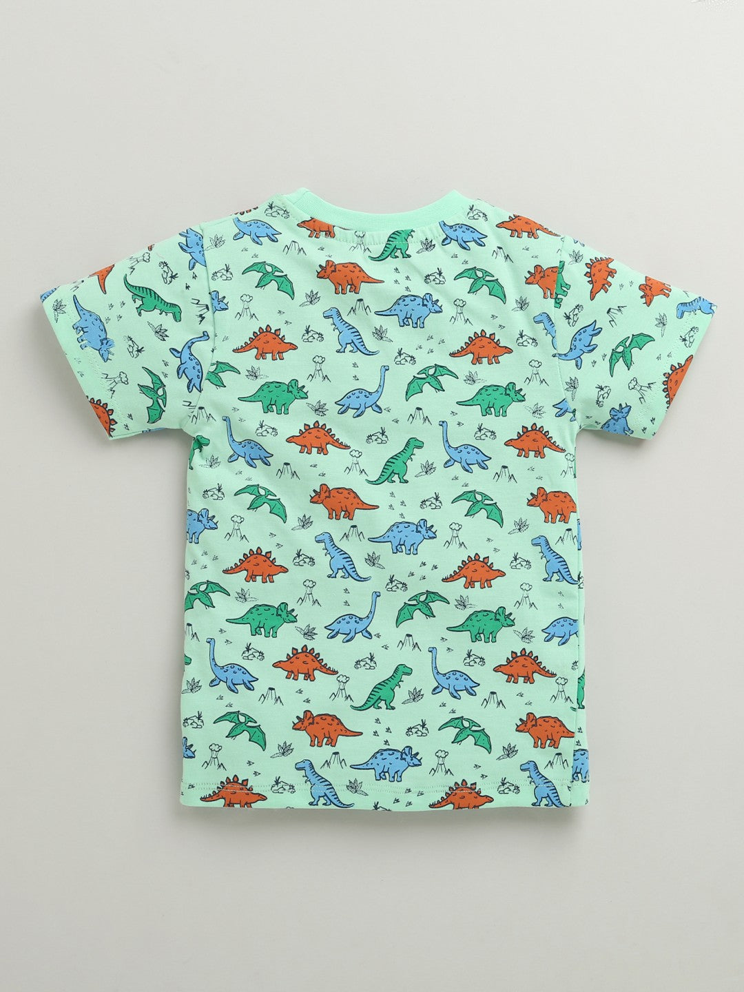 Slip into style with Bumzee’s half-sleeve tees—playful all-over prints for smart outdoor kids!
