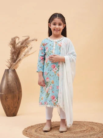 Celebration Star – Vastramay Aqua Blue Kurta Set