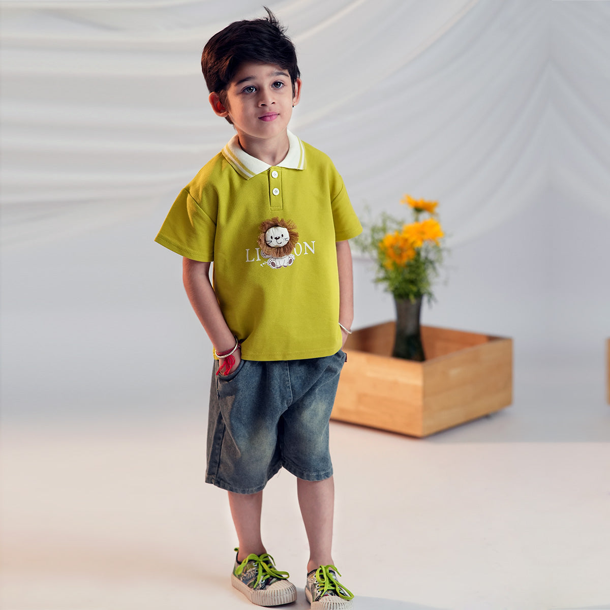 Boys Short Sleeve Lion Applique Polo T-shirt With Denim Shorts