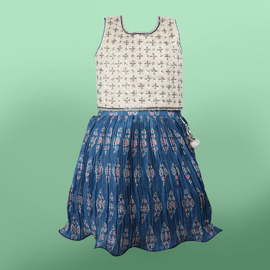 Dreamy Traditions – Girl Wear Cream Embellished Lehenga Choli for Girls
