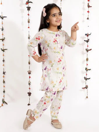 Pretty & Polished: Embellished Kurta Combo