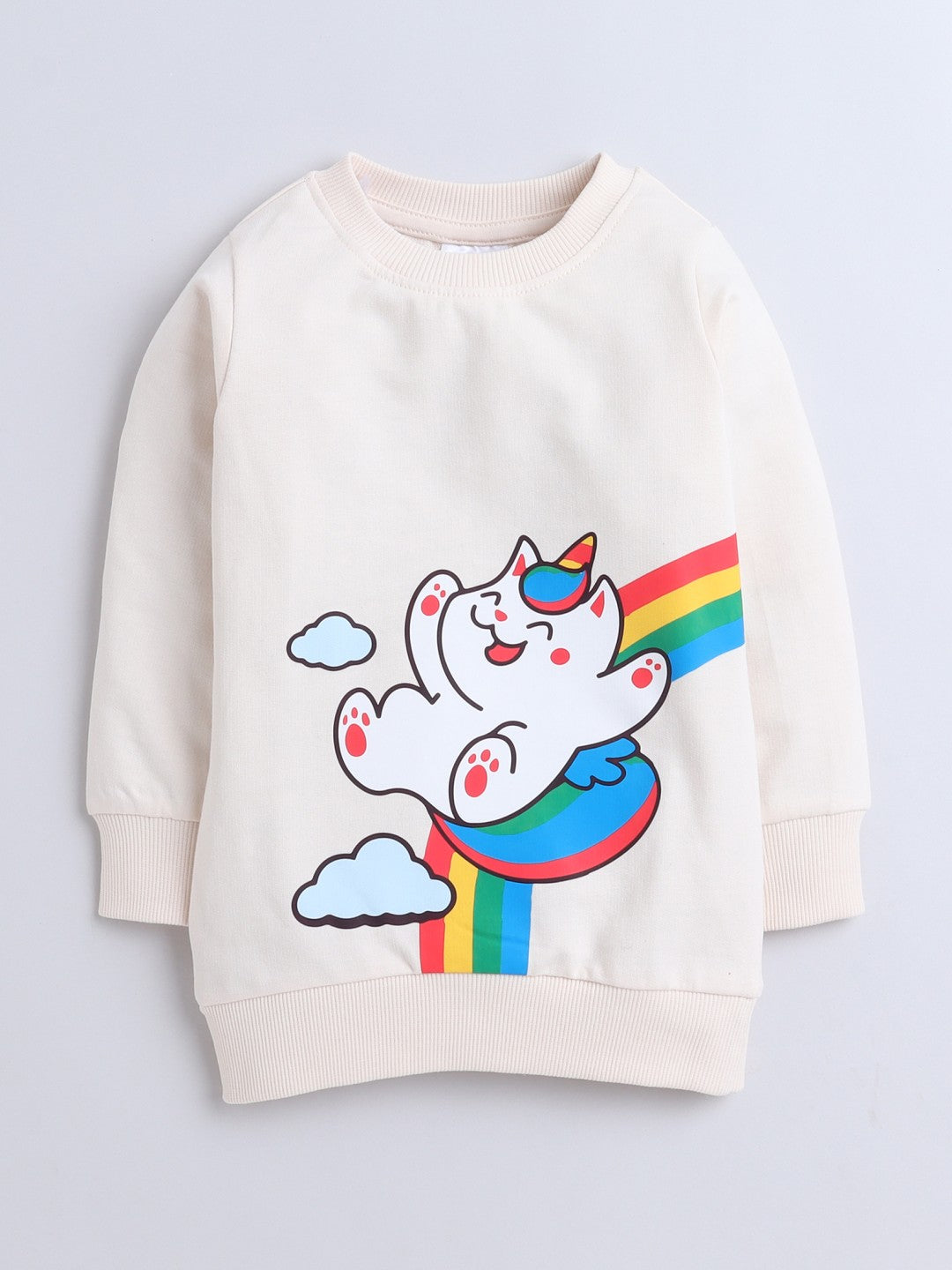 Bumzee’s cotton sweatshirt: classic cream shade with comfy fit for smart outdoor wear!