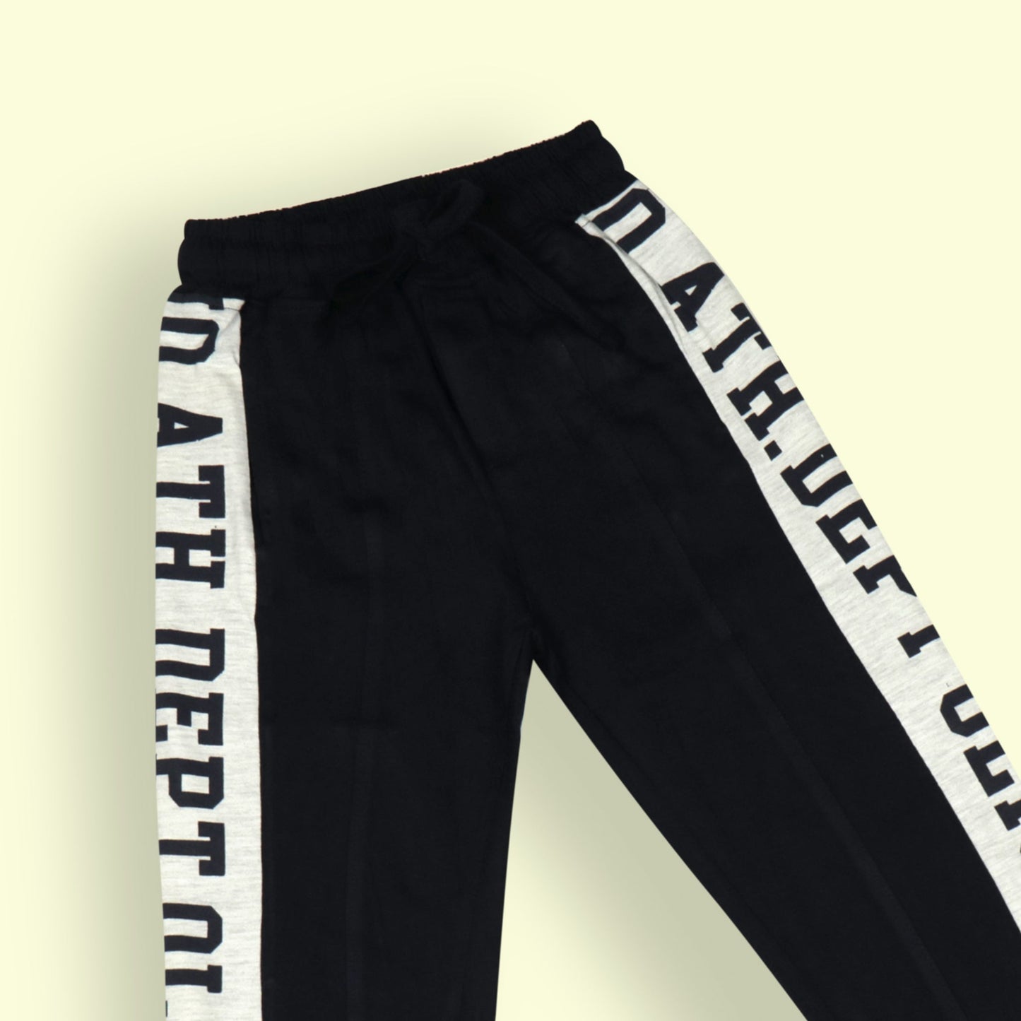 OlioKids Boy's Cotton Ankle-Length Regular Fit Track Pant