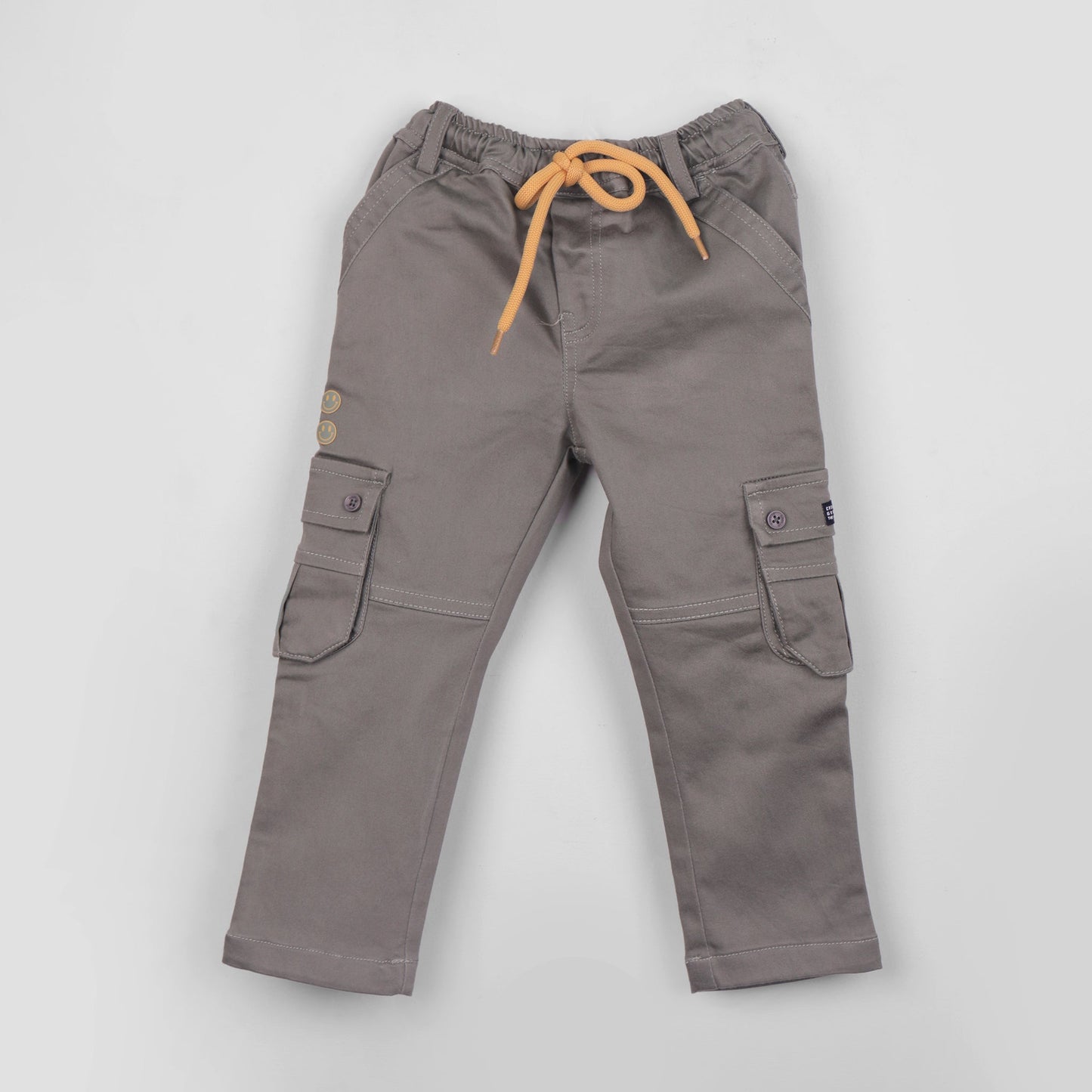 Stay comfy and stylish with Kidzello’s Bavarian set—perfect for party, festival, or outdoor fun!