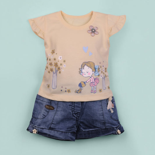 Stay cool and stylish with Baby’s Day top & shorts—perfect for smart outdoor adventures!