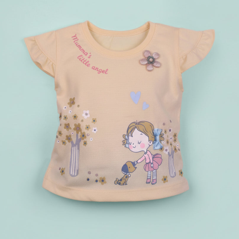 Stay cool and stylish with Baby’s Day top & shorts—perfect for smart outdoor adventures!